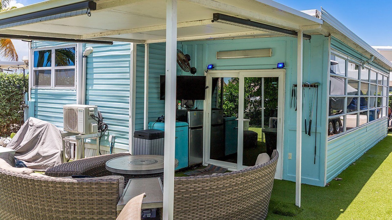 Photo of Patio Balcony in Layton