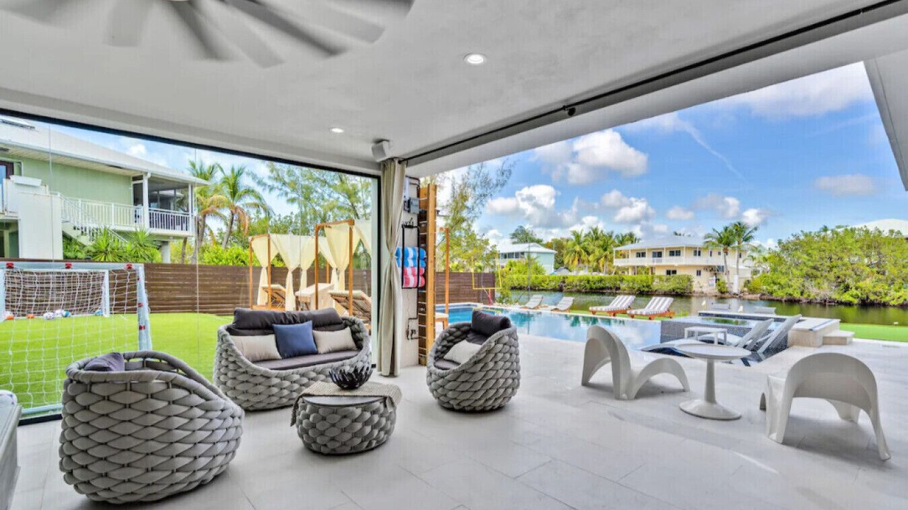 Photo of Patio Balcony in Rock Harbor