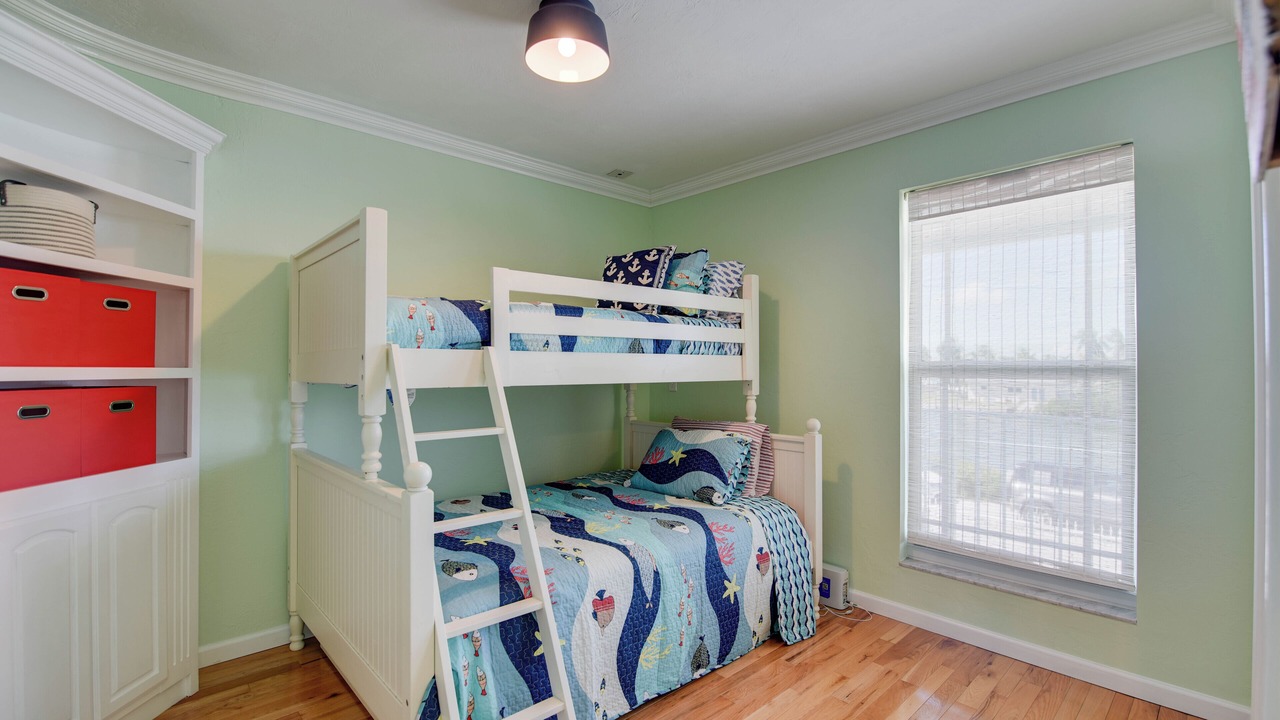 Photo of Bedroom in Big Coppitt Key