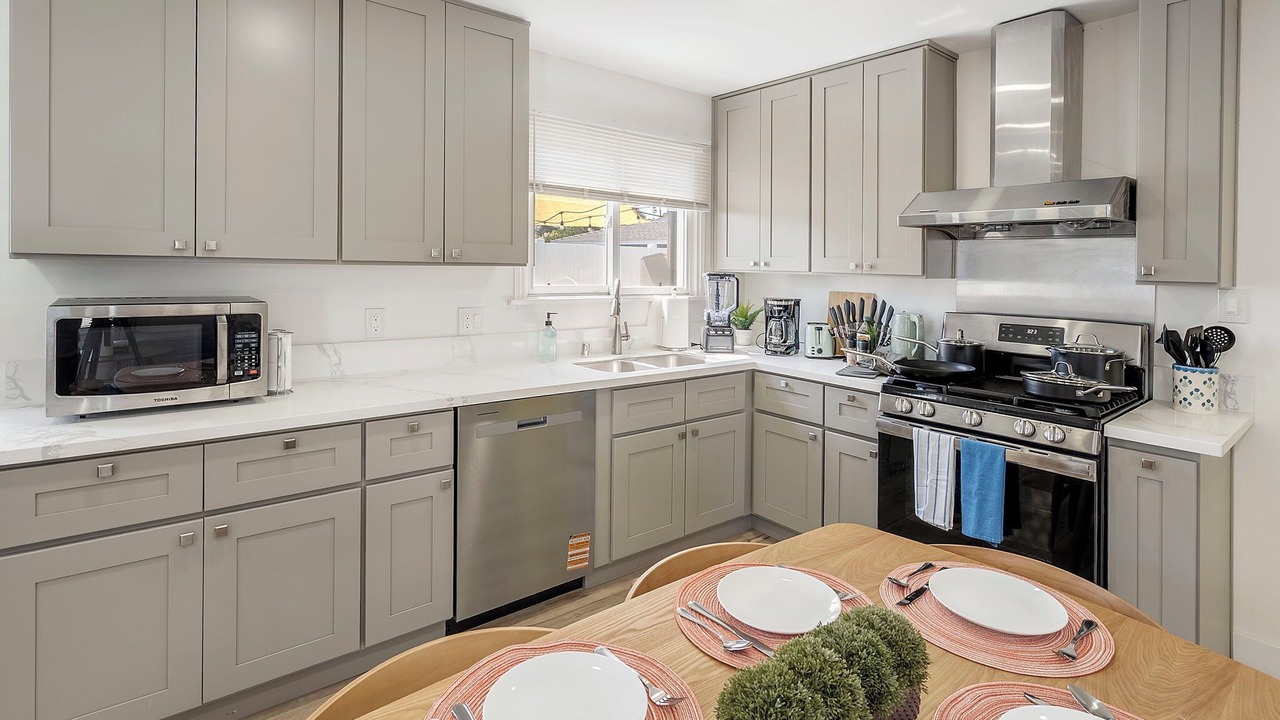 Photo of Kitchen in Harbor Gateway South