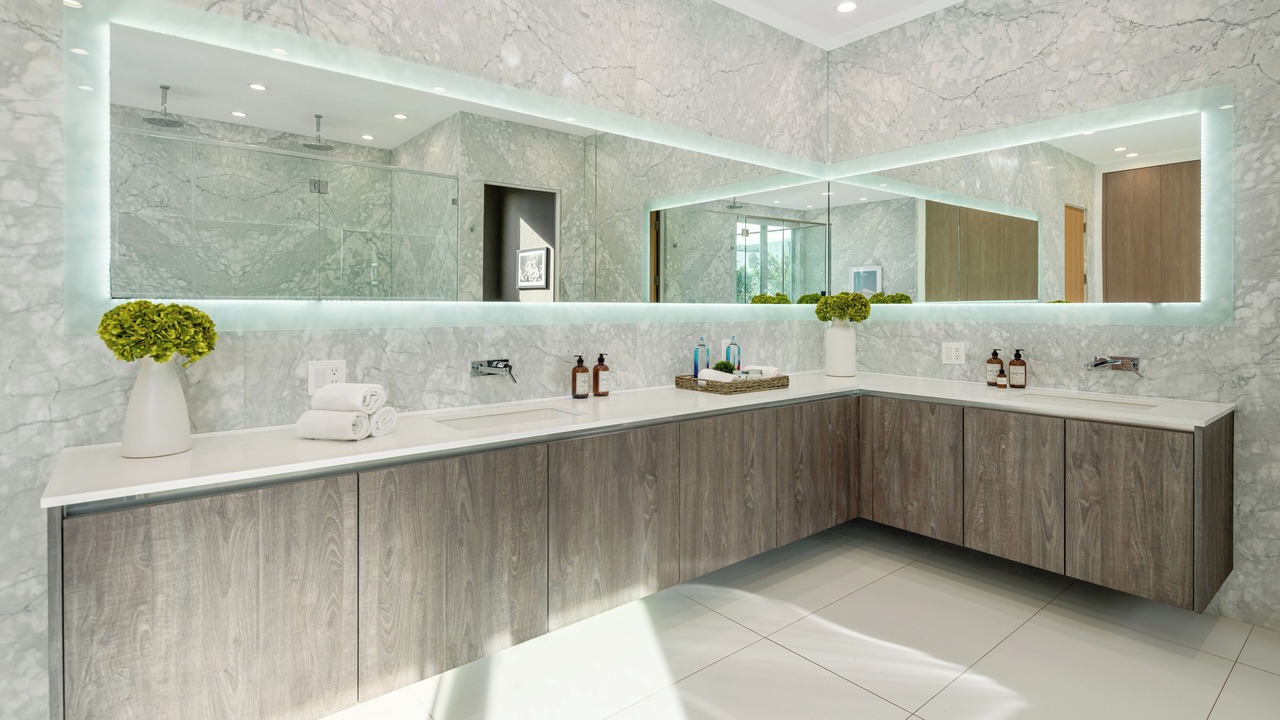 Photo of Bathroom in Los Angeles