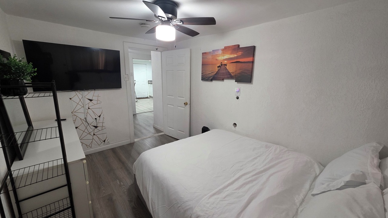 Photo of Bedroom in Los Angeles