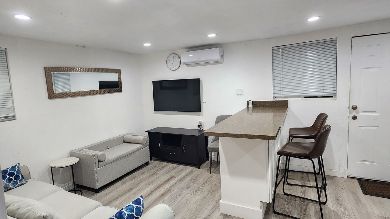 Photo of Livingroom in Los Angeles