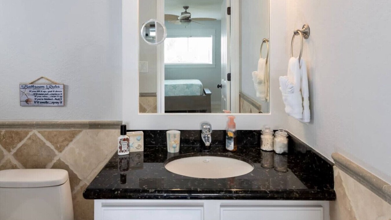 Photo of Bathroom in Venetian Shores