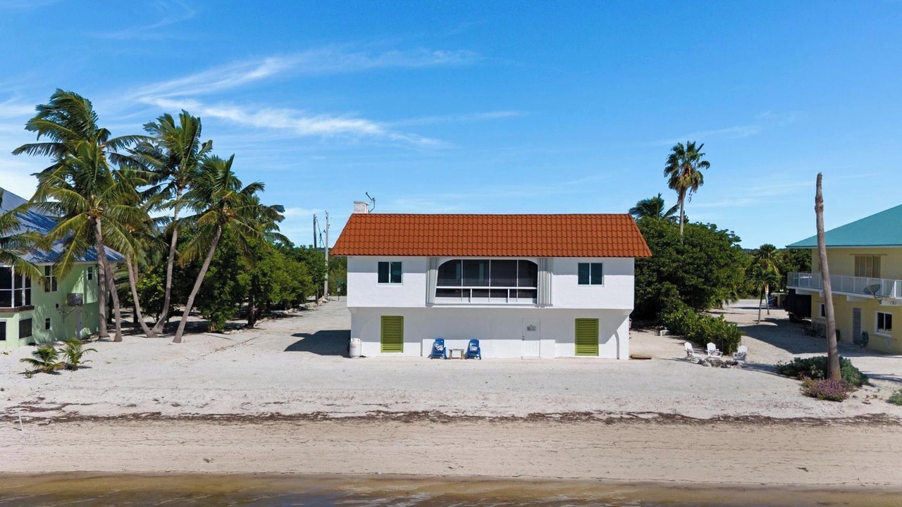 Photo of Outdoor in Long Beach Estates
