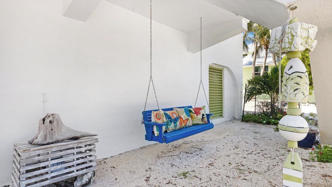 Photo of Patio Balcony in Long Beach Estates