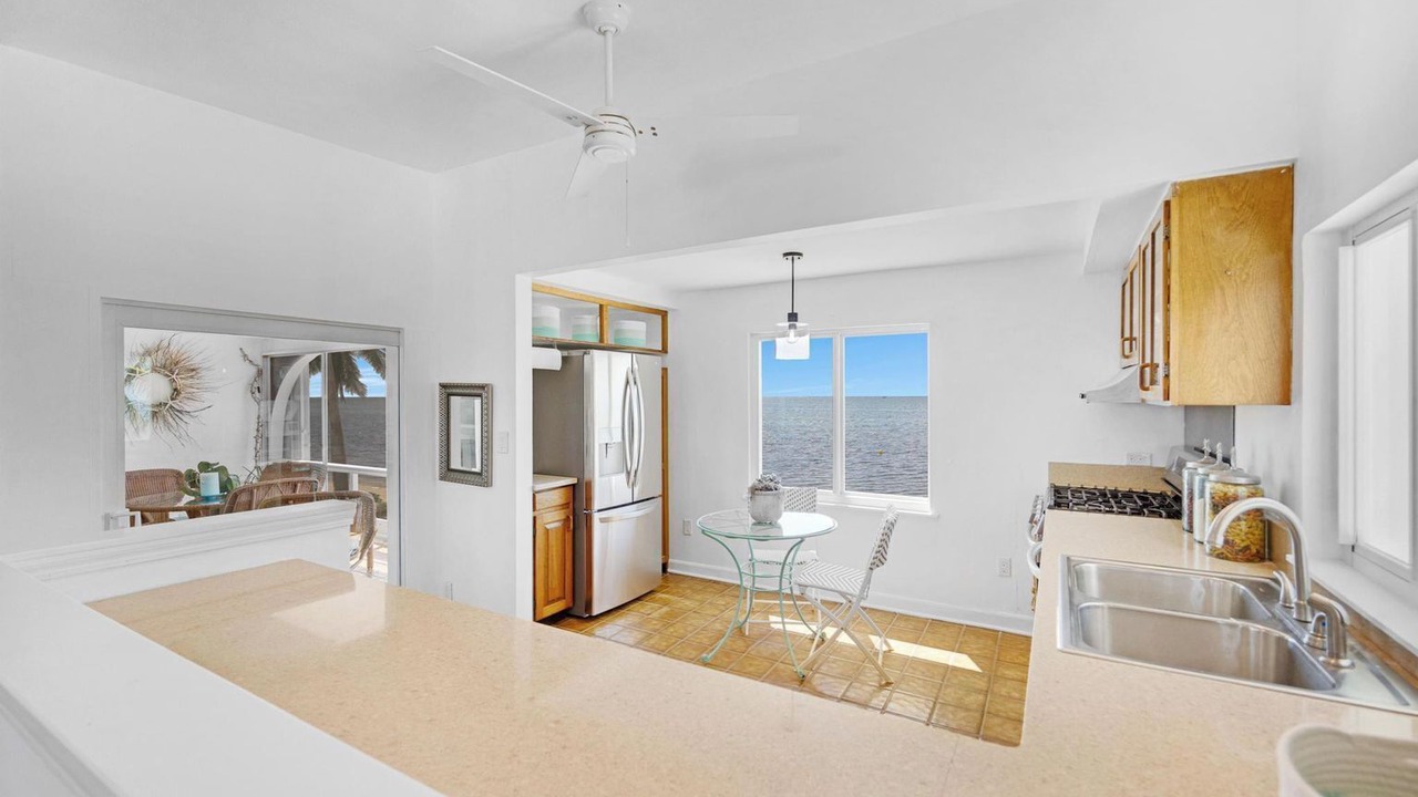 Photo of Kitchen in Long Beach Estates