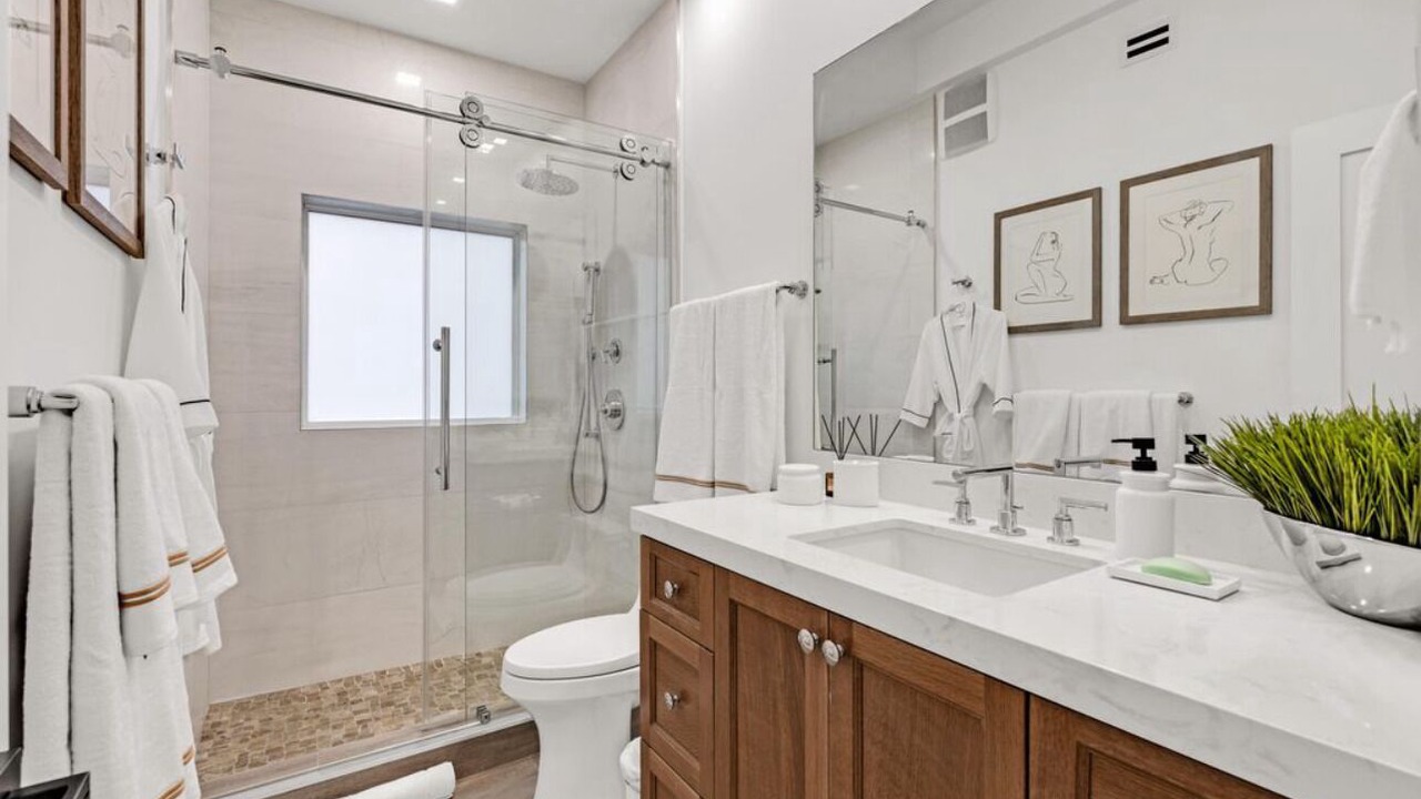 Photo of Bathroom in Islamorada