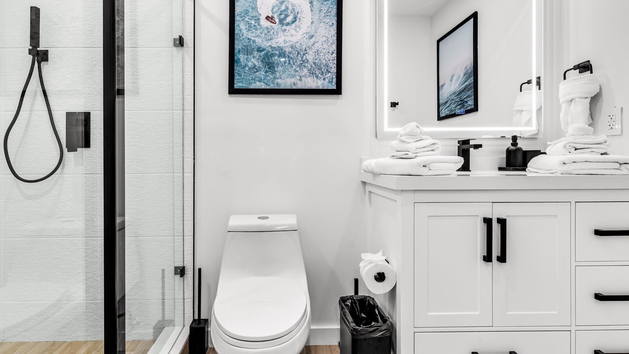 Photo of Bathroom in Marathon