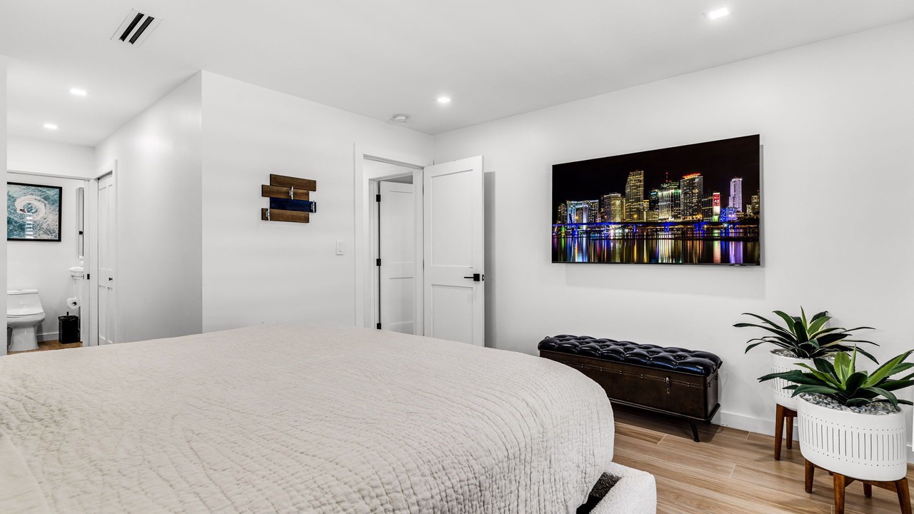 Photo of Bedroom in Marathon