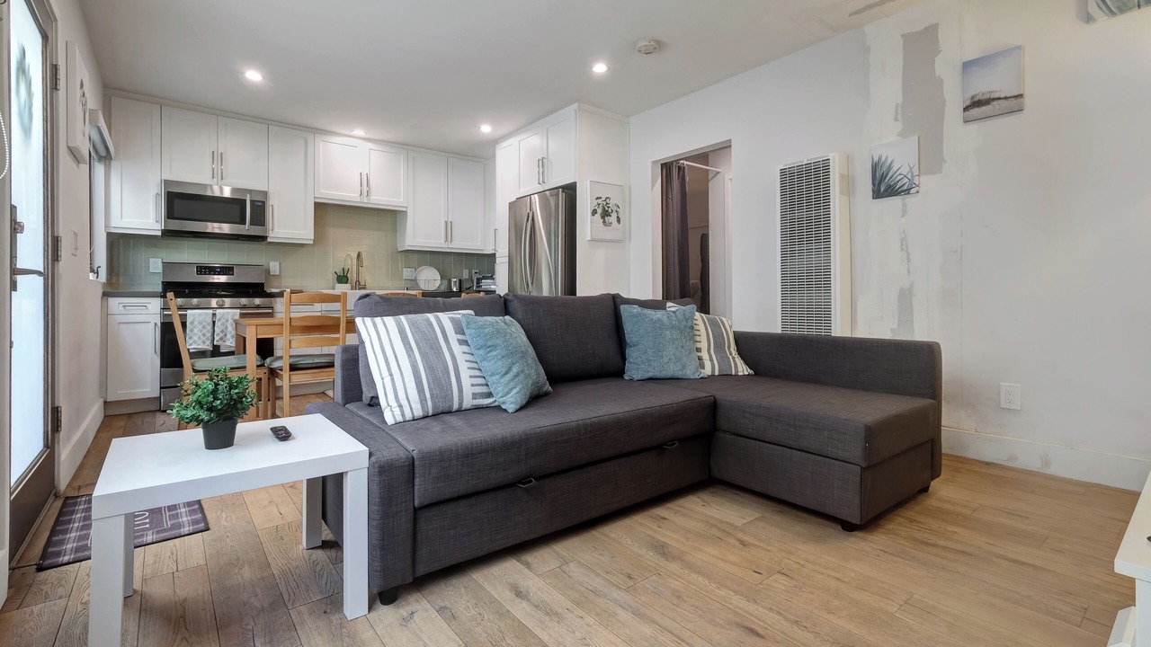 Photo of Livingroom in Hermosa Beach