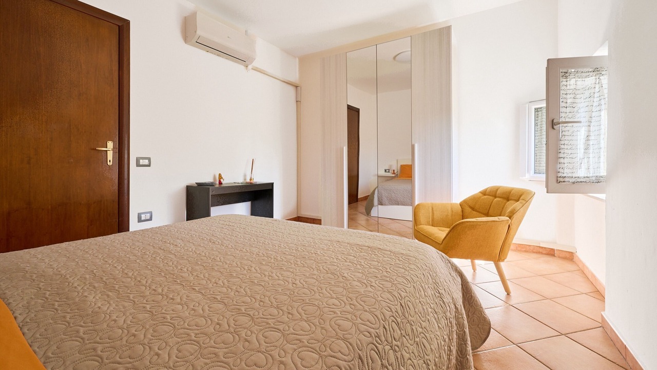 Photo of Bedroom in Piombino