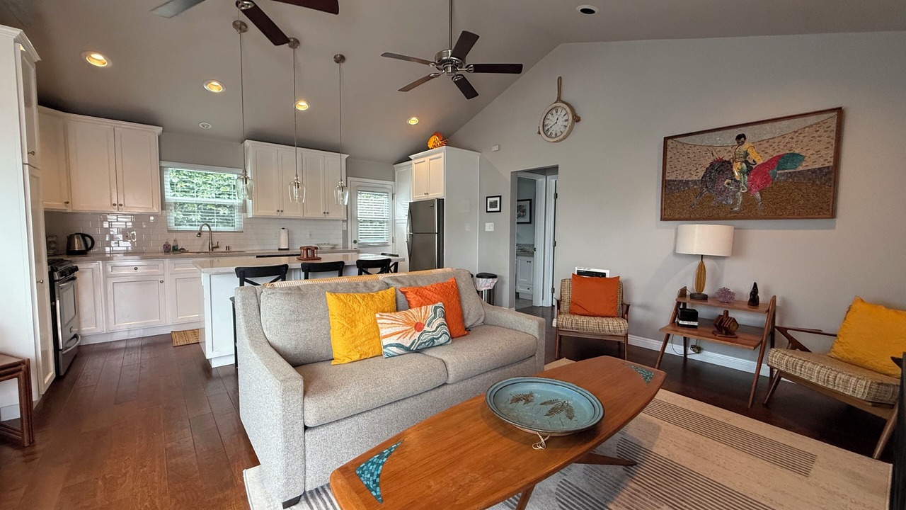 Photo of Livingroom in El Segundo