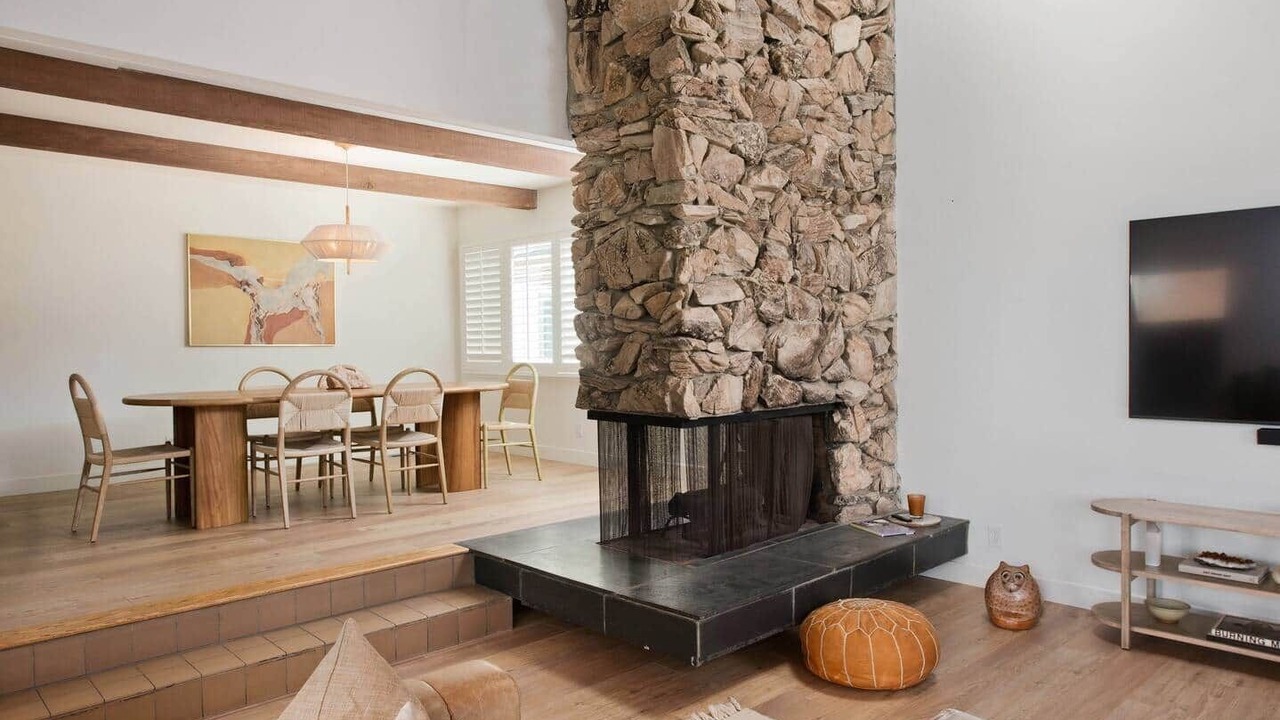 Photo of Livingroom in Sand Section