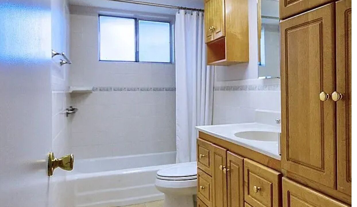 Photo of Bathroom in Southeast Torrance