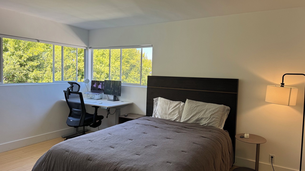 Photo of Bedroom in Sawtelle
