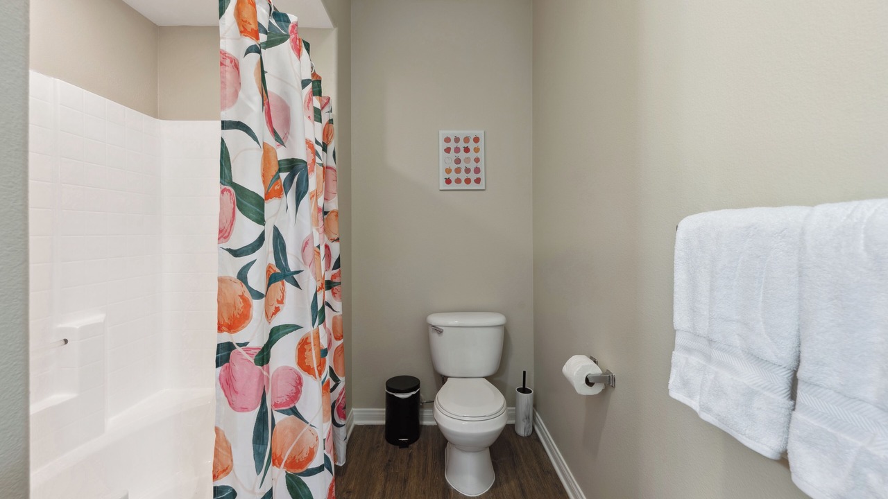 Photo of Bathroom in Del Rey