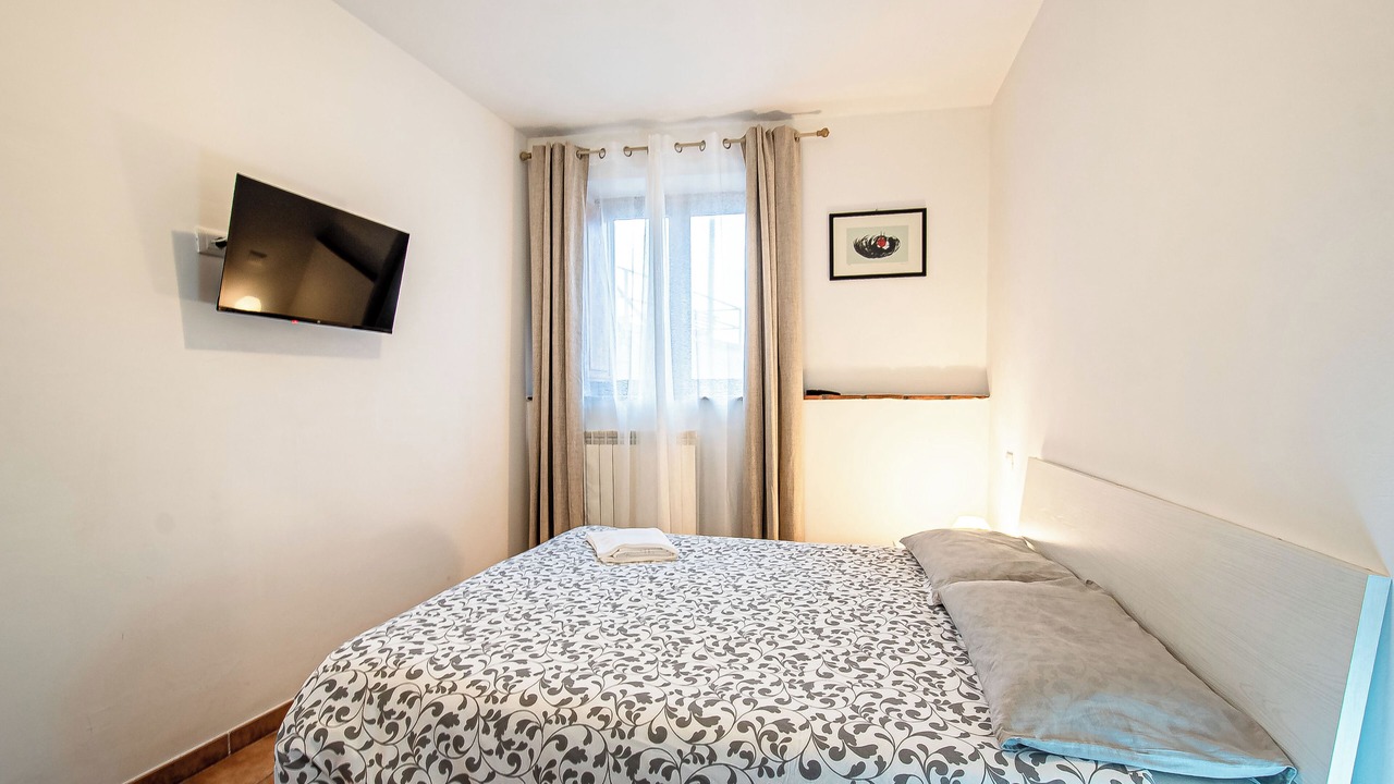 Photo of Bedroom in San Demetrio ne' Vestini