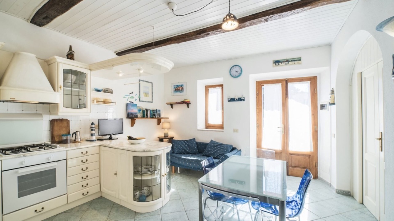Photo of Kitchen in Patresi