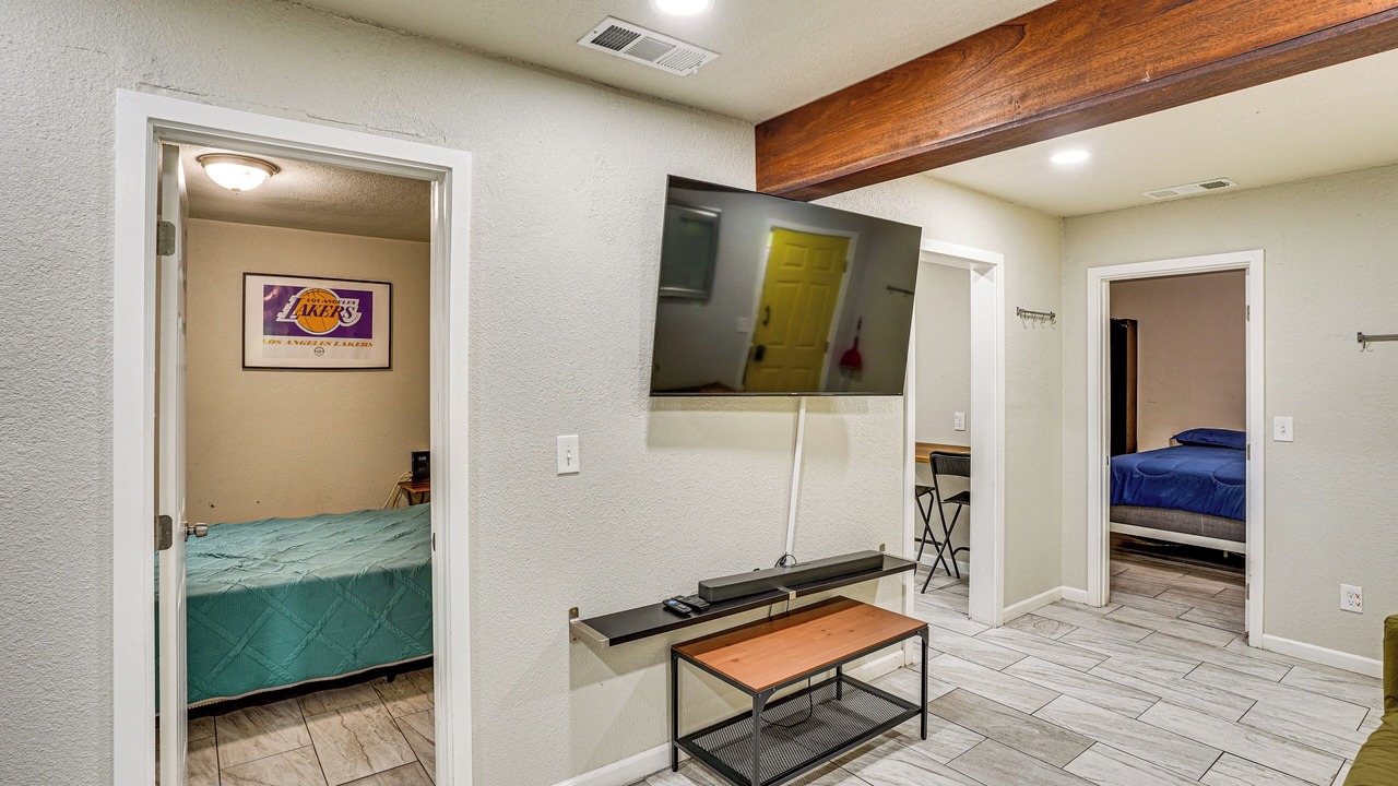 Photo of Bedroom in Compton