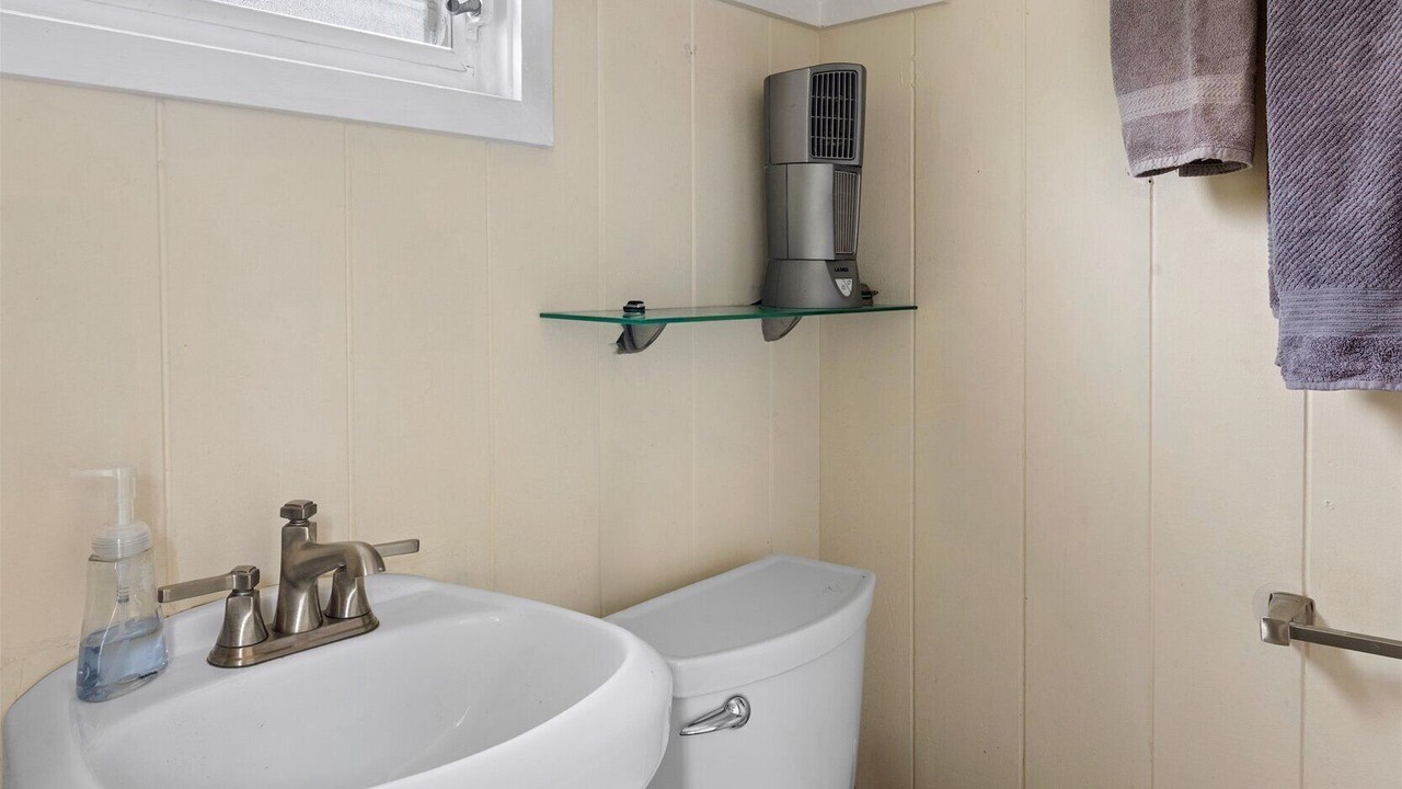 Photo of Bathroom in Old Town