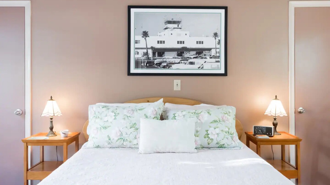 Photo of Bedroom in Bixby Knolls