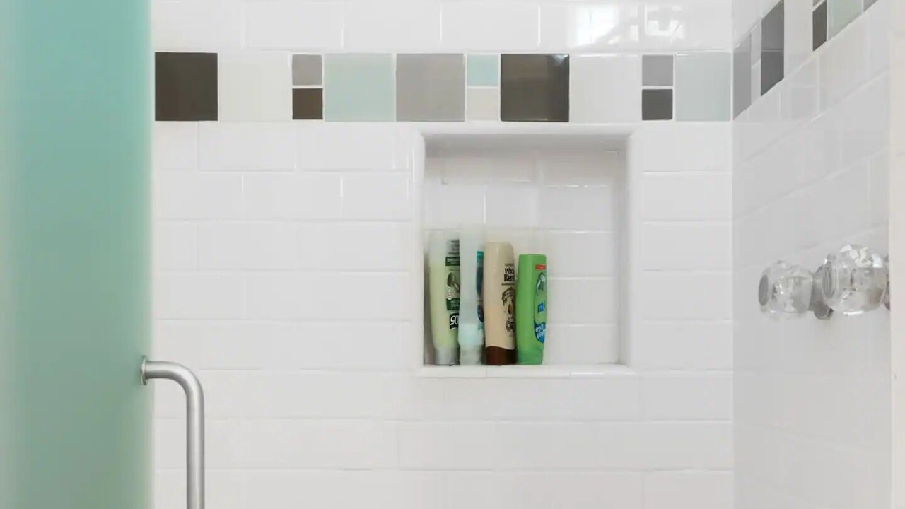 Photo of Bathroom in Bixby Knolls