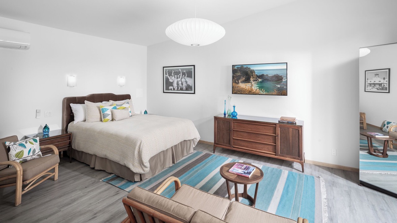 Photo of Bedroom in Bixby Knolls