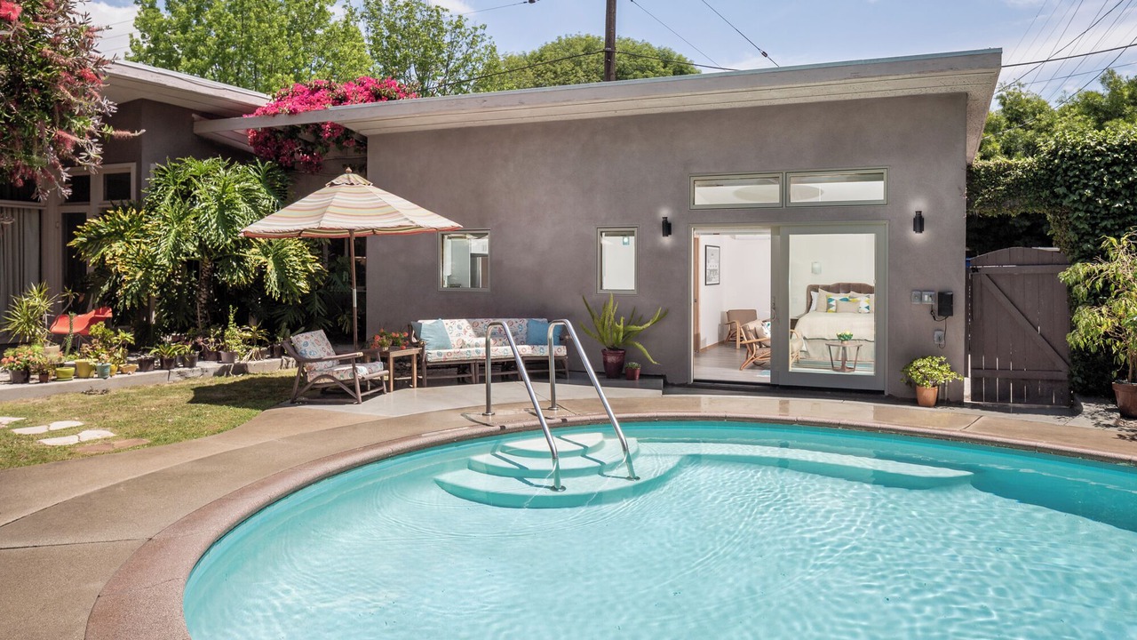 Photo of Outdoor in Bixby Knolls
