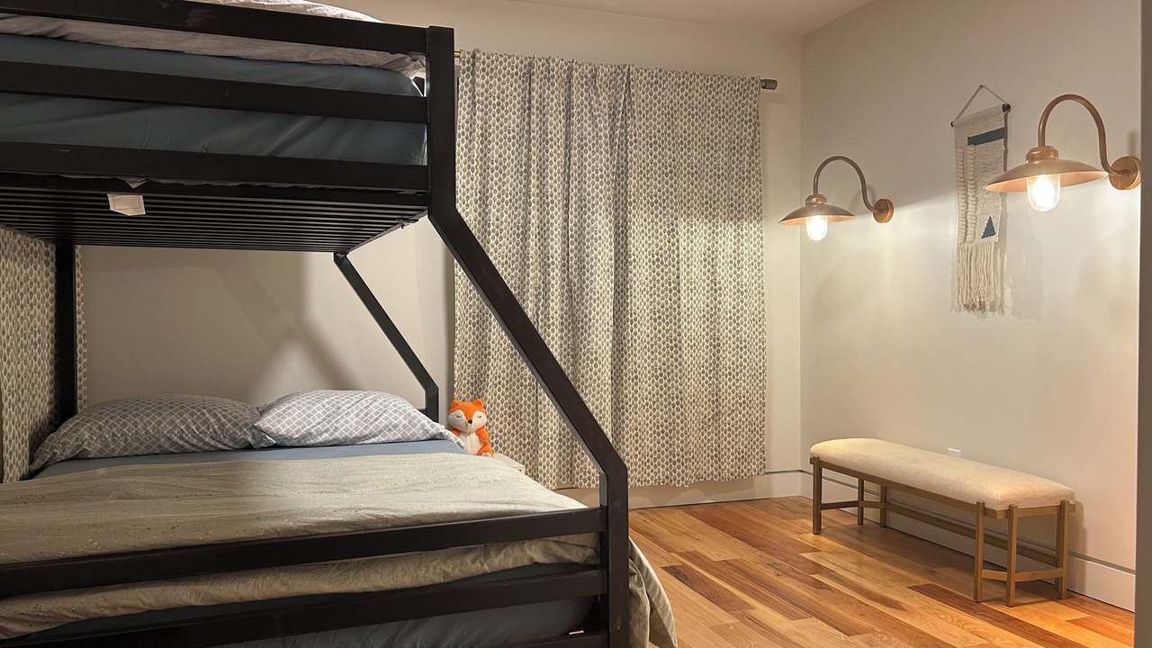 Photo of Bedroom in Inglewood