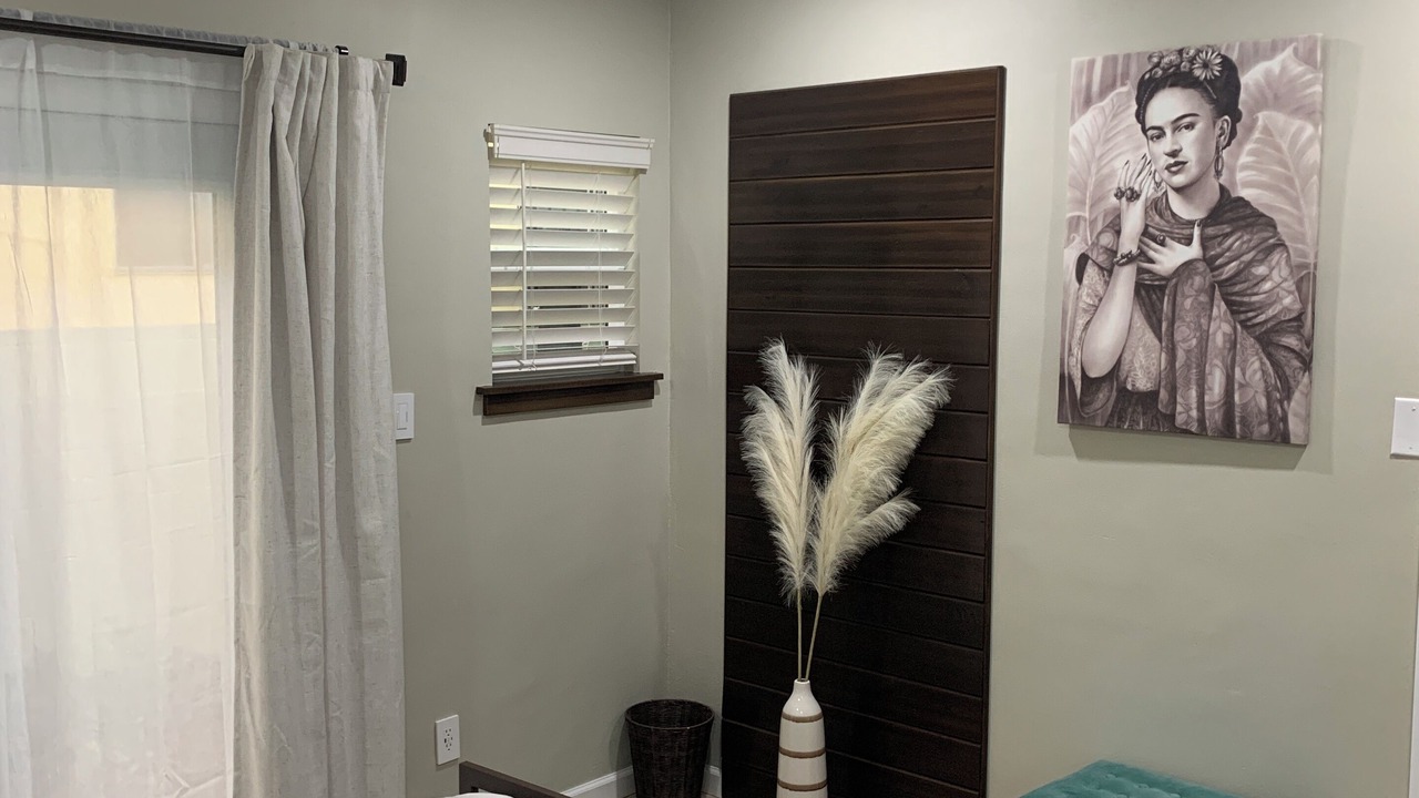 Photo of Bedroom in Hawthorne
