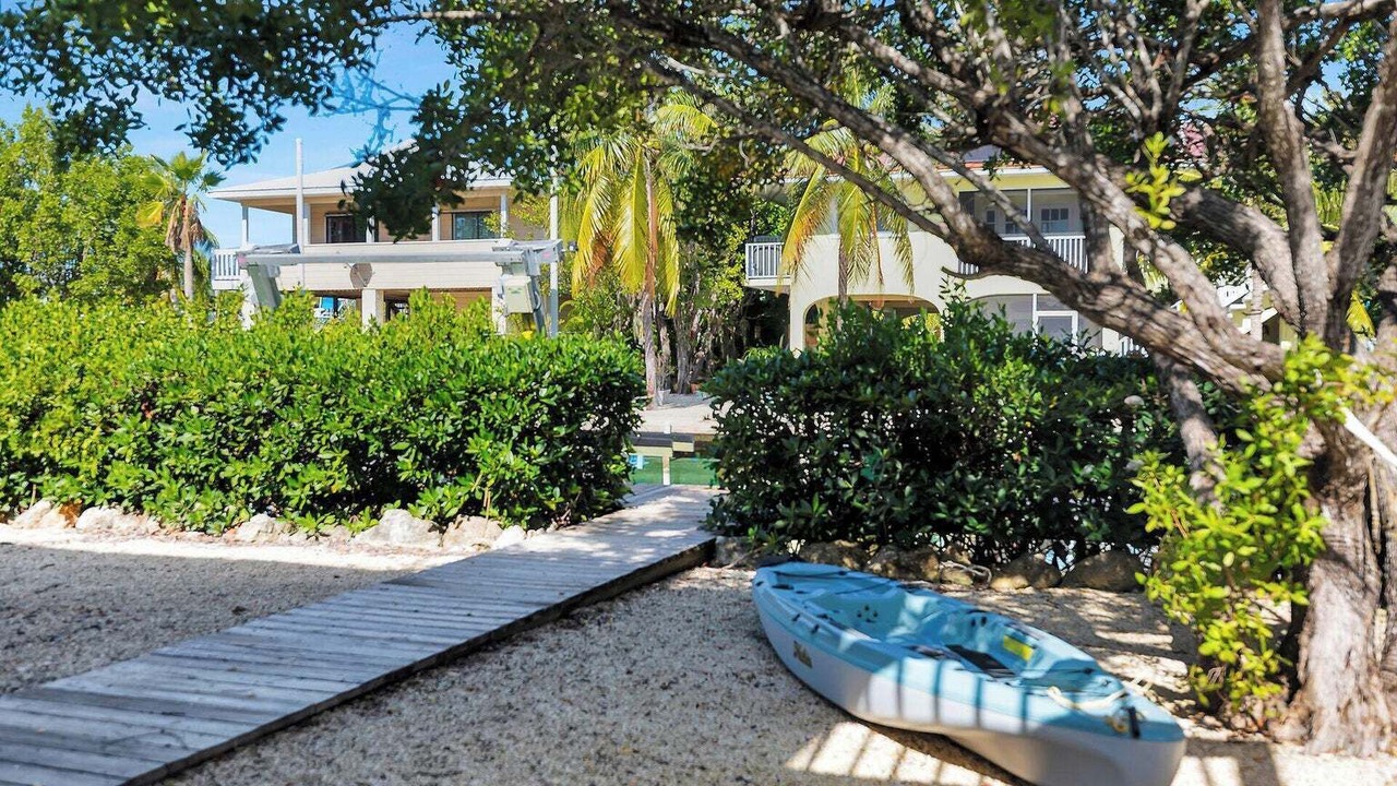 Photo of Outdoor in Breezeswept Beach Estates