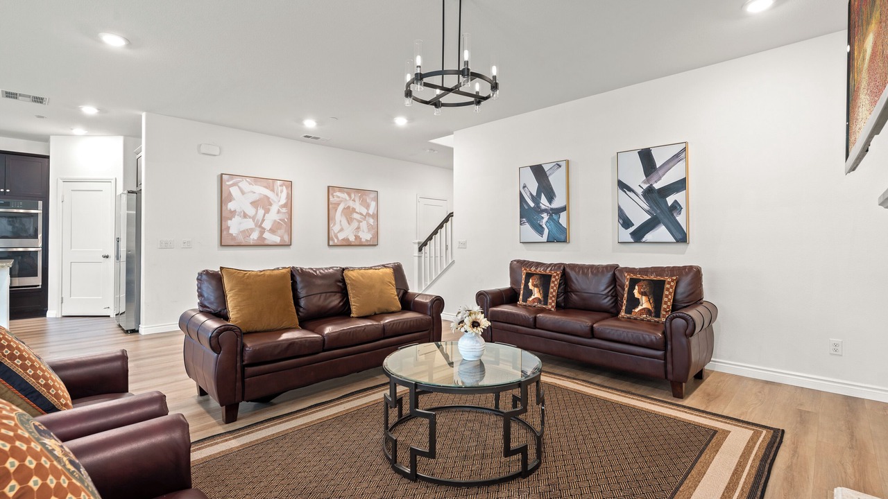 Photo of Livingroom in Ontario