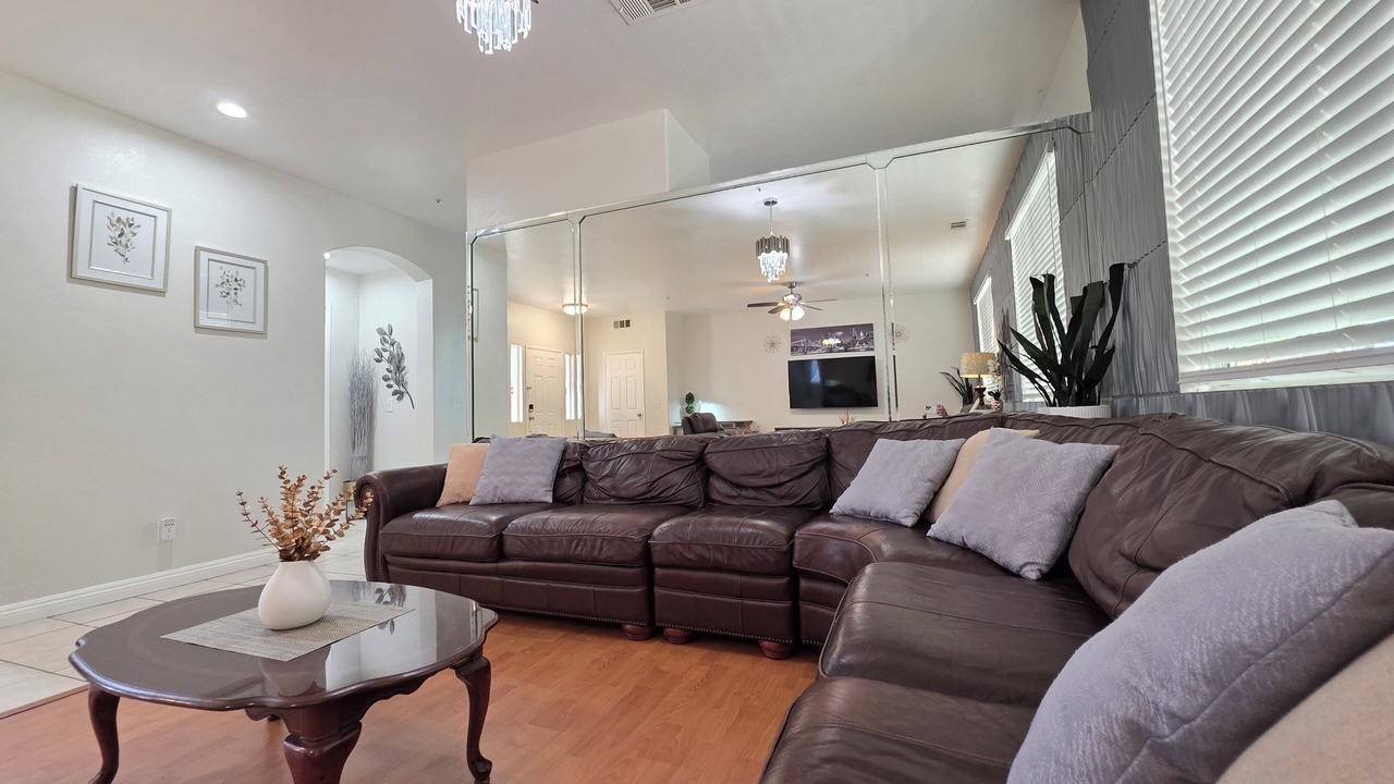 Photo of Livingroom in Bloomington