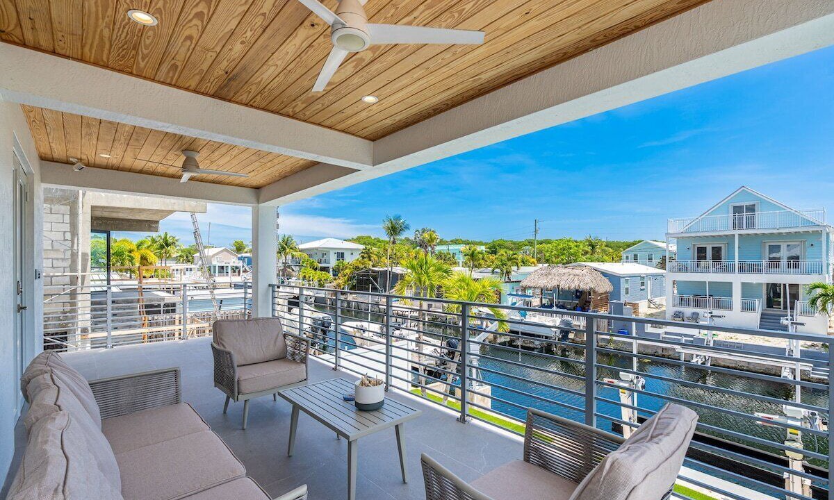 Photo of Patio Balcony in Anglers Park