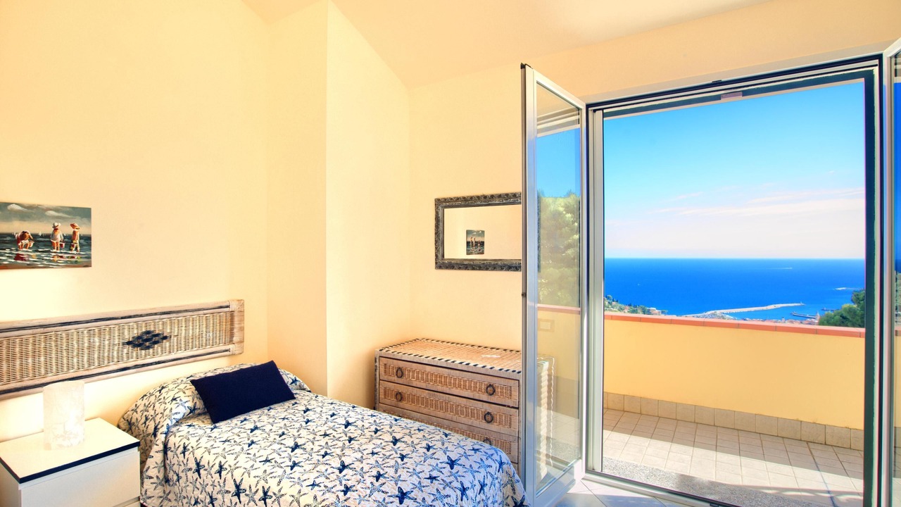 Photo of Bedroom in Imperia