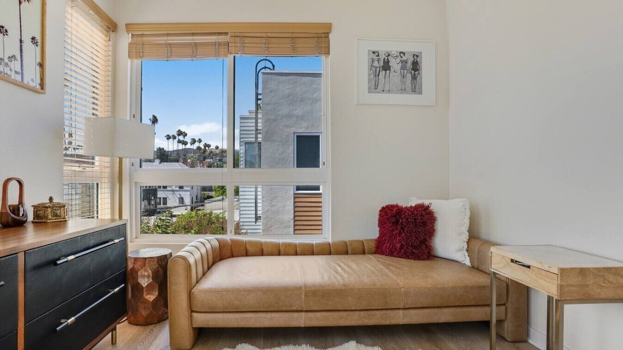 Photo of Bedroom in Hollywood