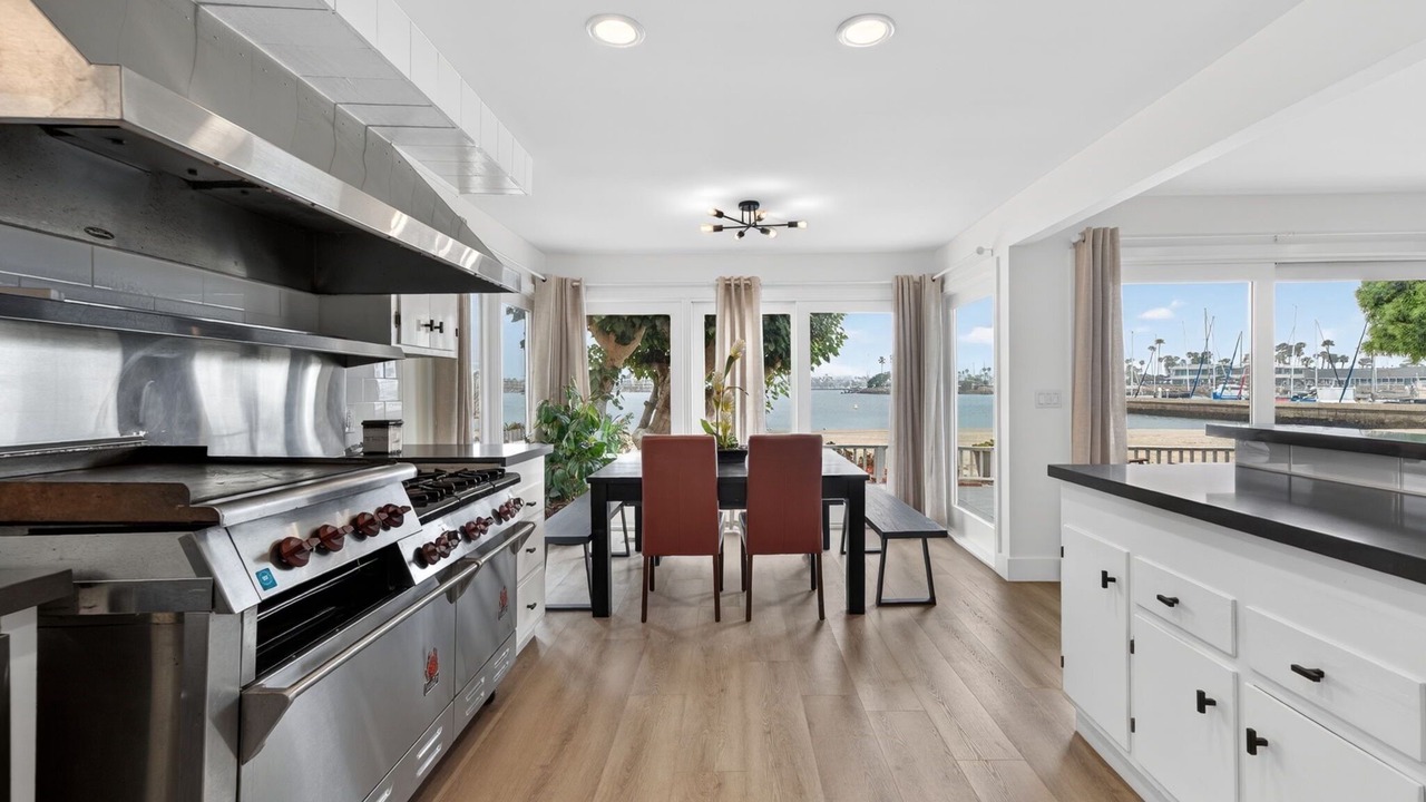 Photo of Kitchen in Harbor