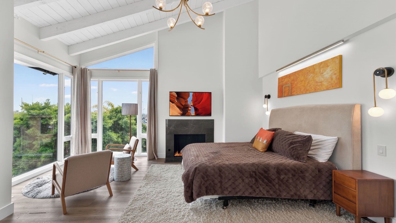 Photo of Bedroom in Harbor