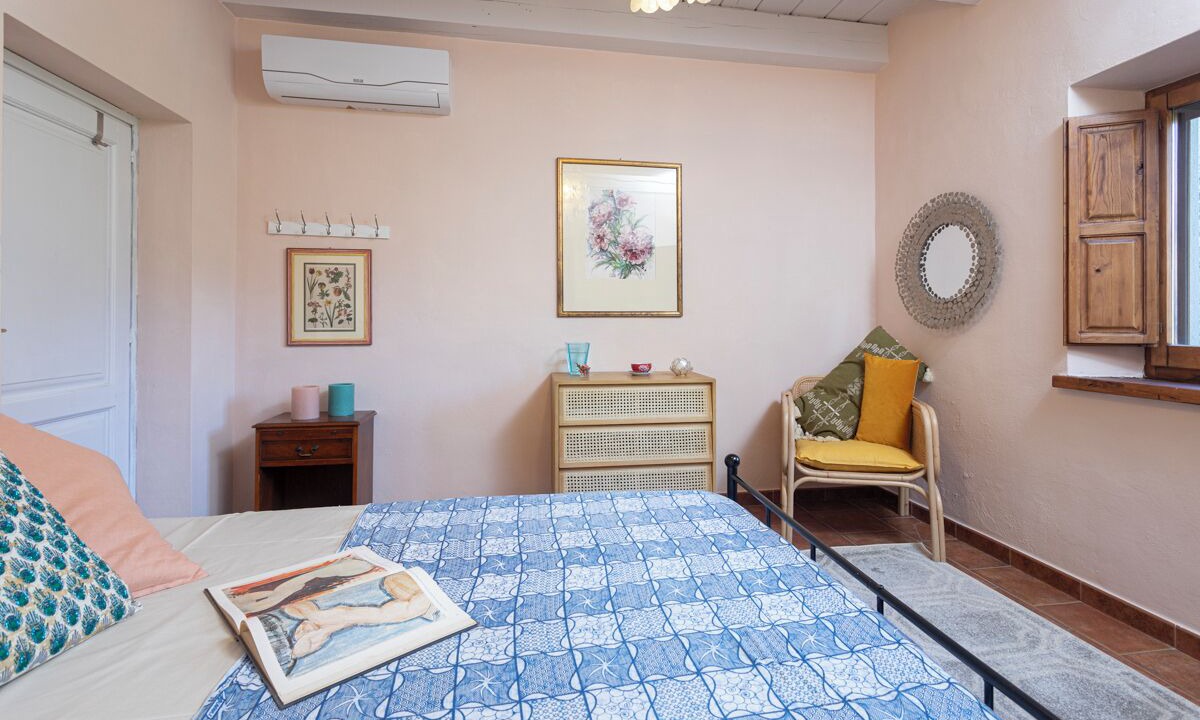 Photo of Bedroom in Fivizzano