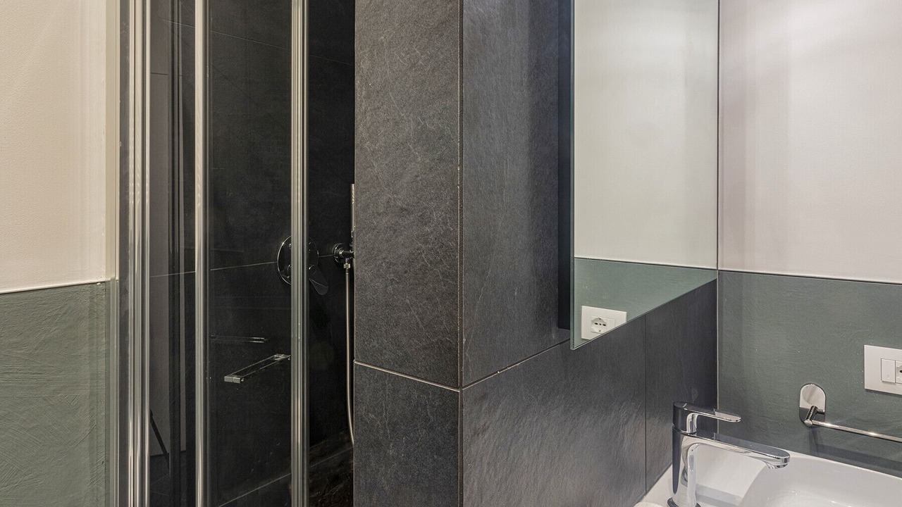 Photo of Bathroom in Pre