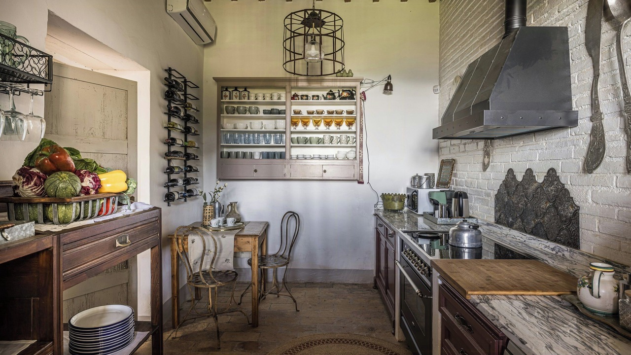 Photo of Kitchen in Pale