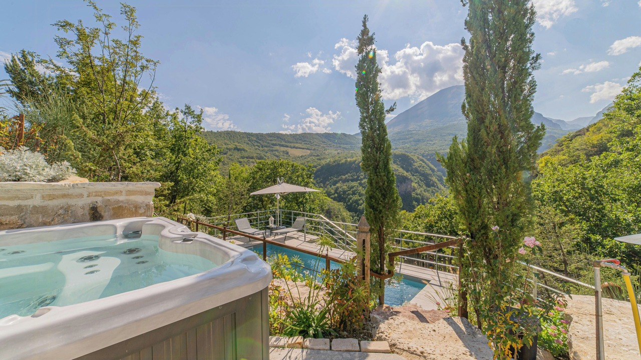 Photo of Outdoor in Montefortino