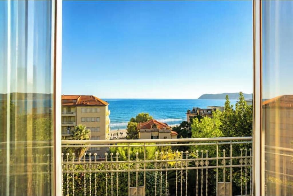 Photo of Others in Alassio