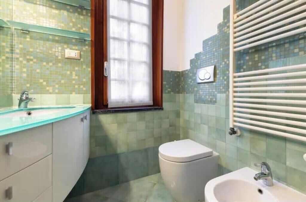 Photo of Bathroom in Noli