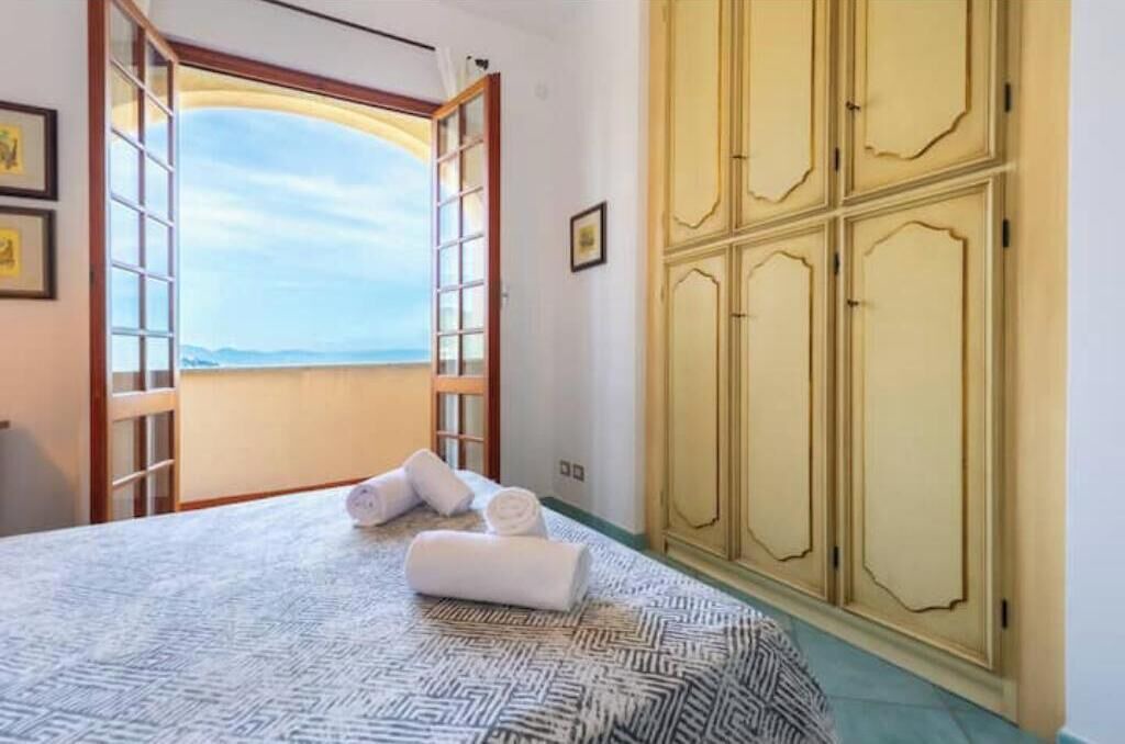 Photo of Bedroom in Noli