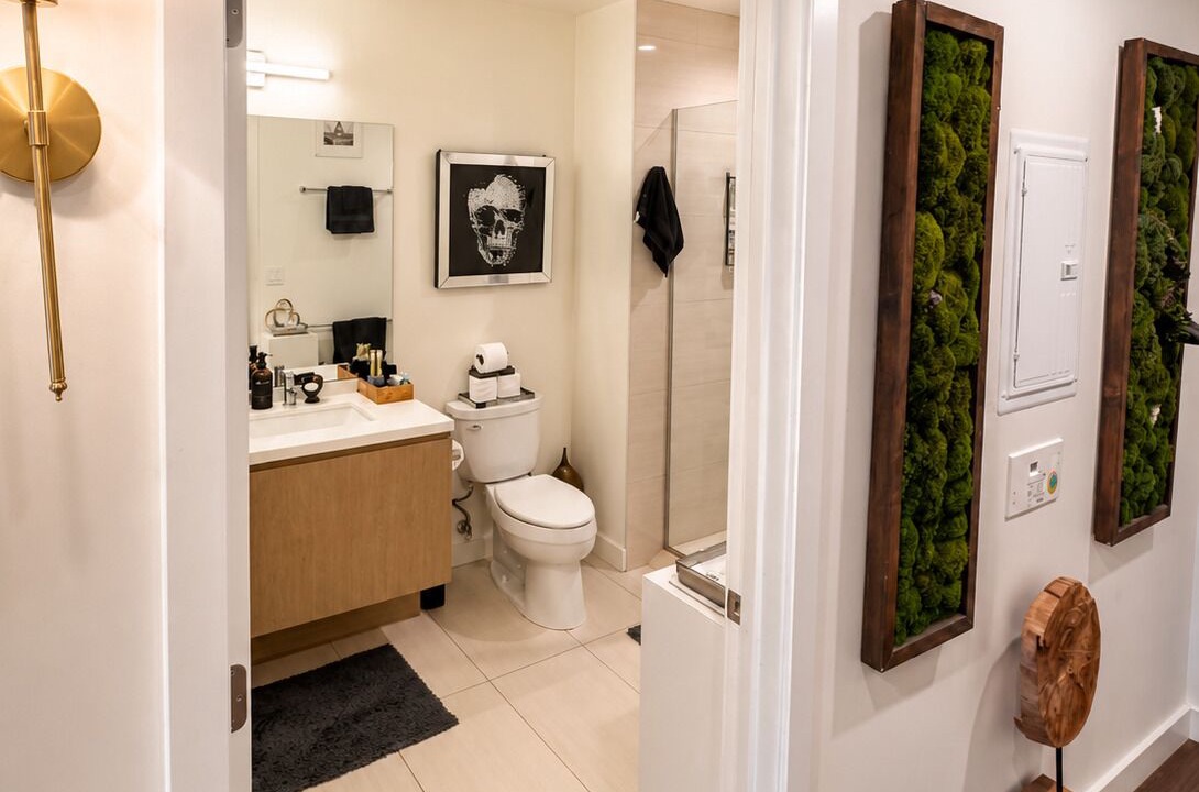 Photo of Bathroom in Beverly Grove