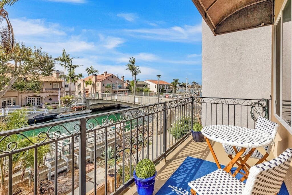 Photo of Outdoor in Naples