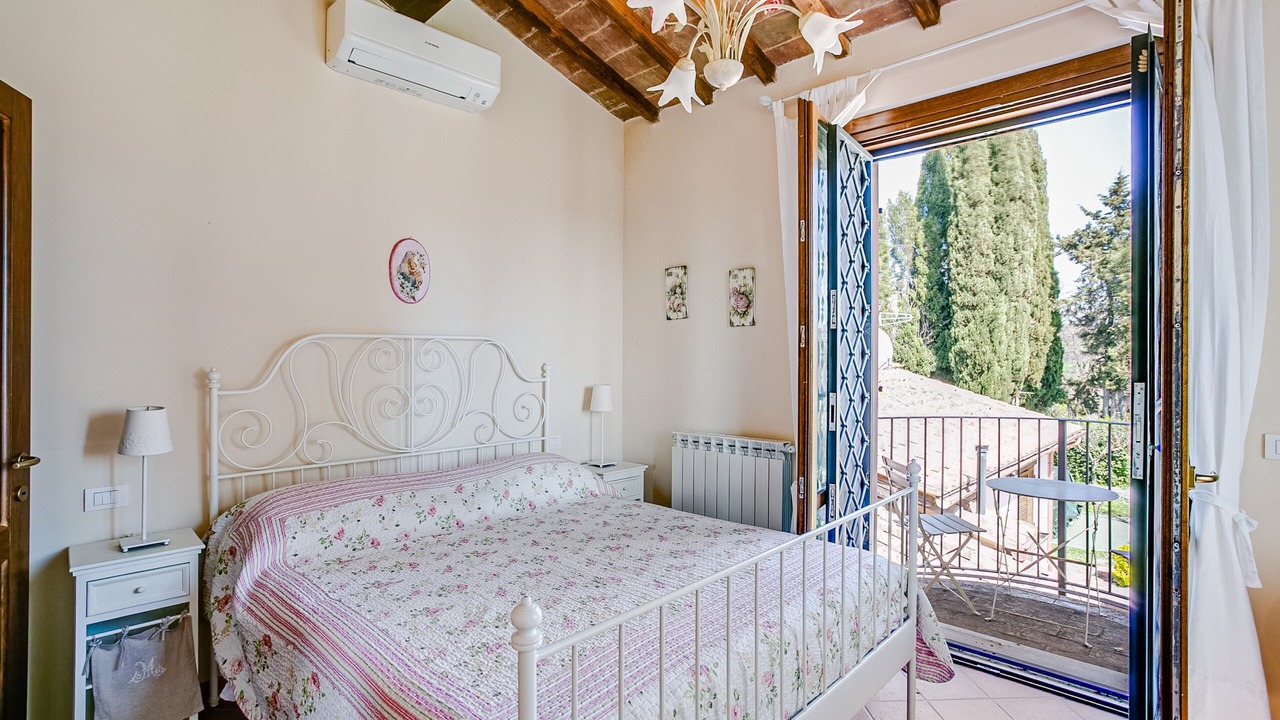 Photo of Bedroom in Montoro