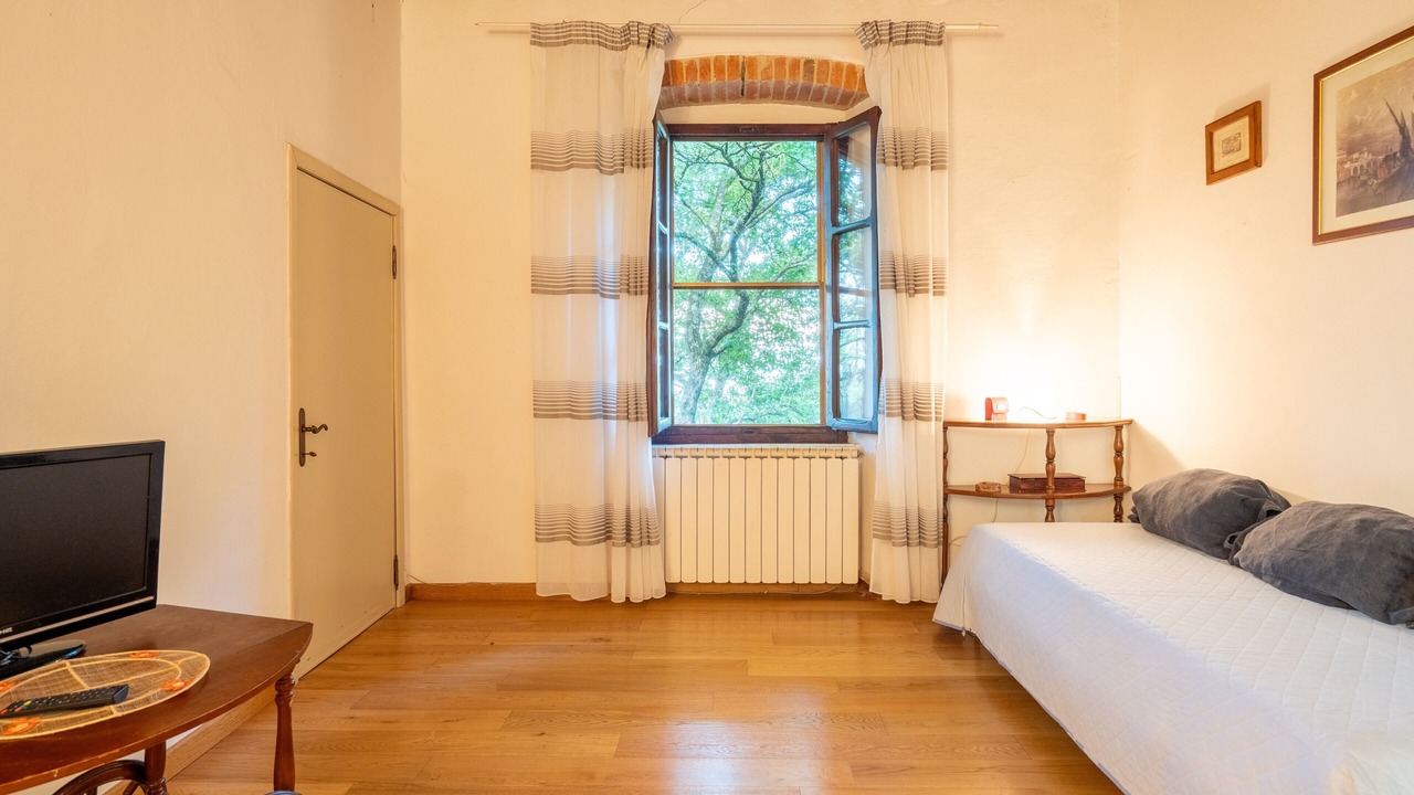 Photo of Bedroom in Arezzo